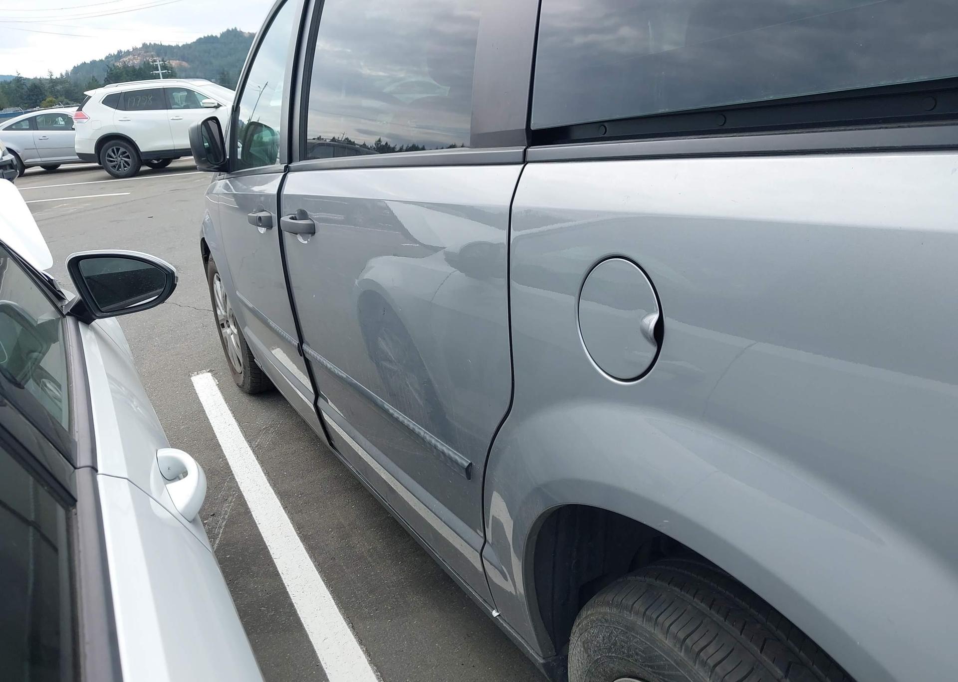 2016 DODGE GRAND CARAVAN SE