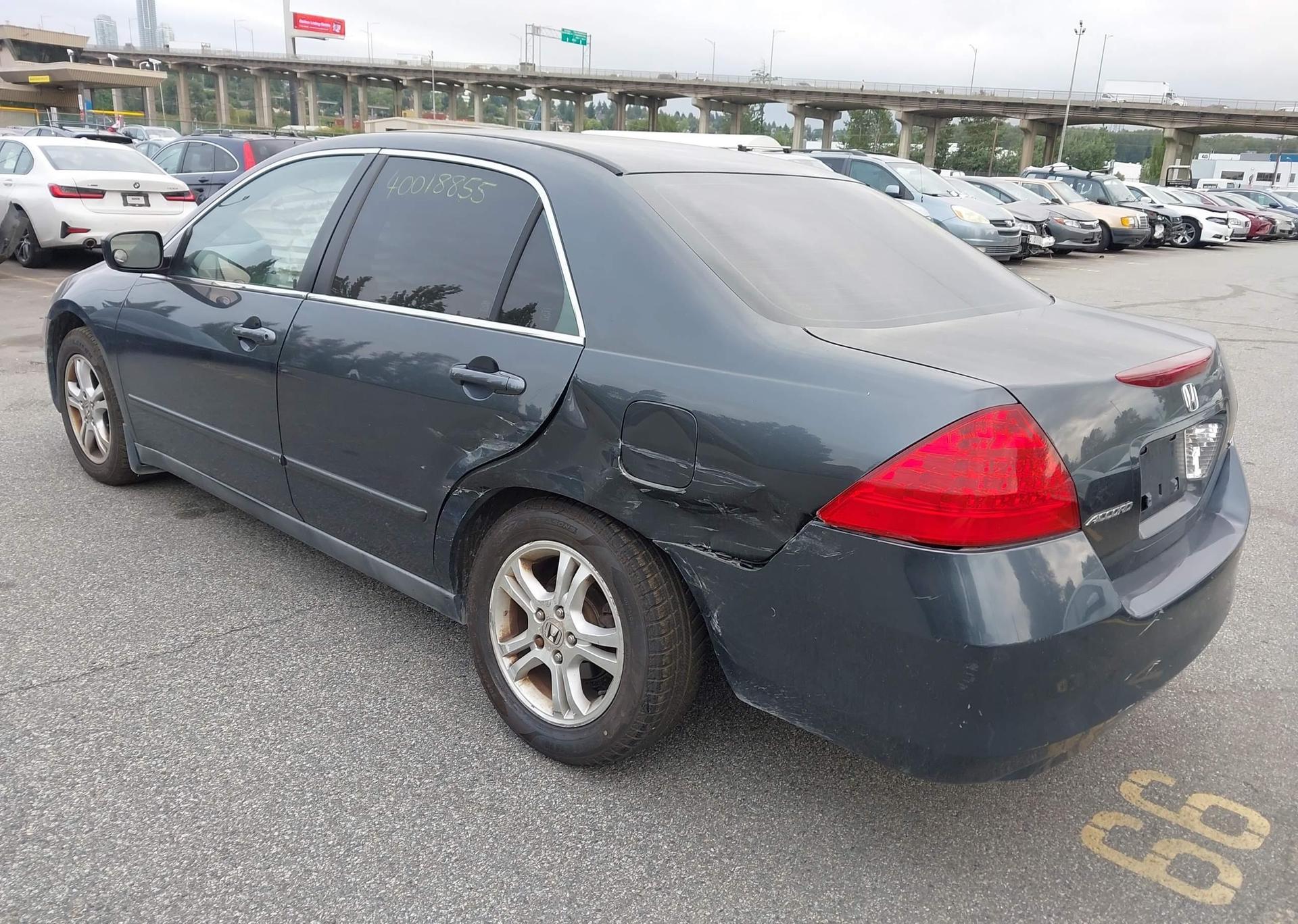 2006 HONDA ACCORD SE
