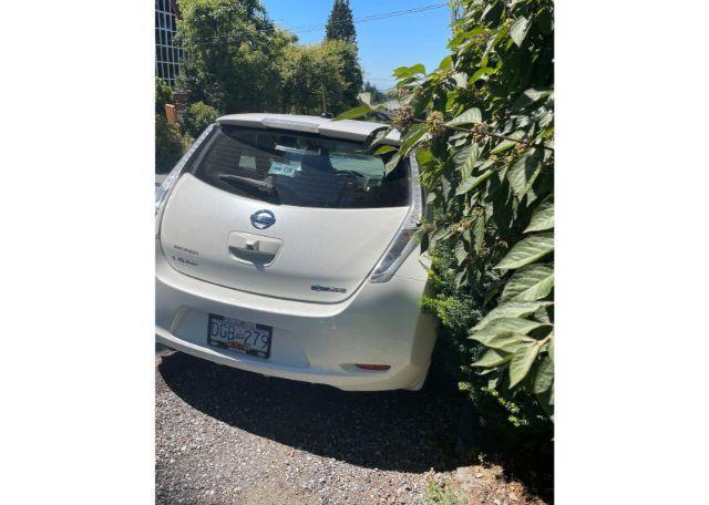 2015 NISSAN LEAF