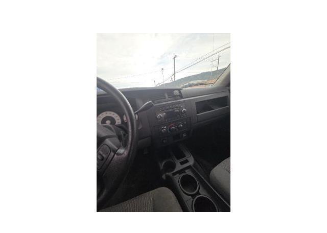 2011 RAM DAKOTA SXT