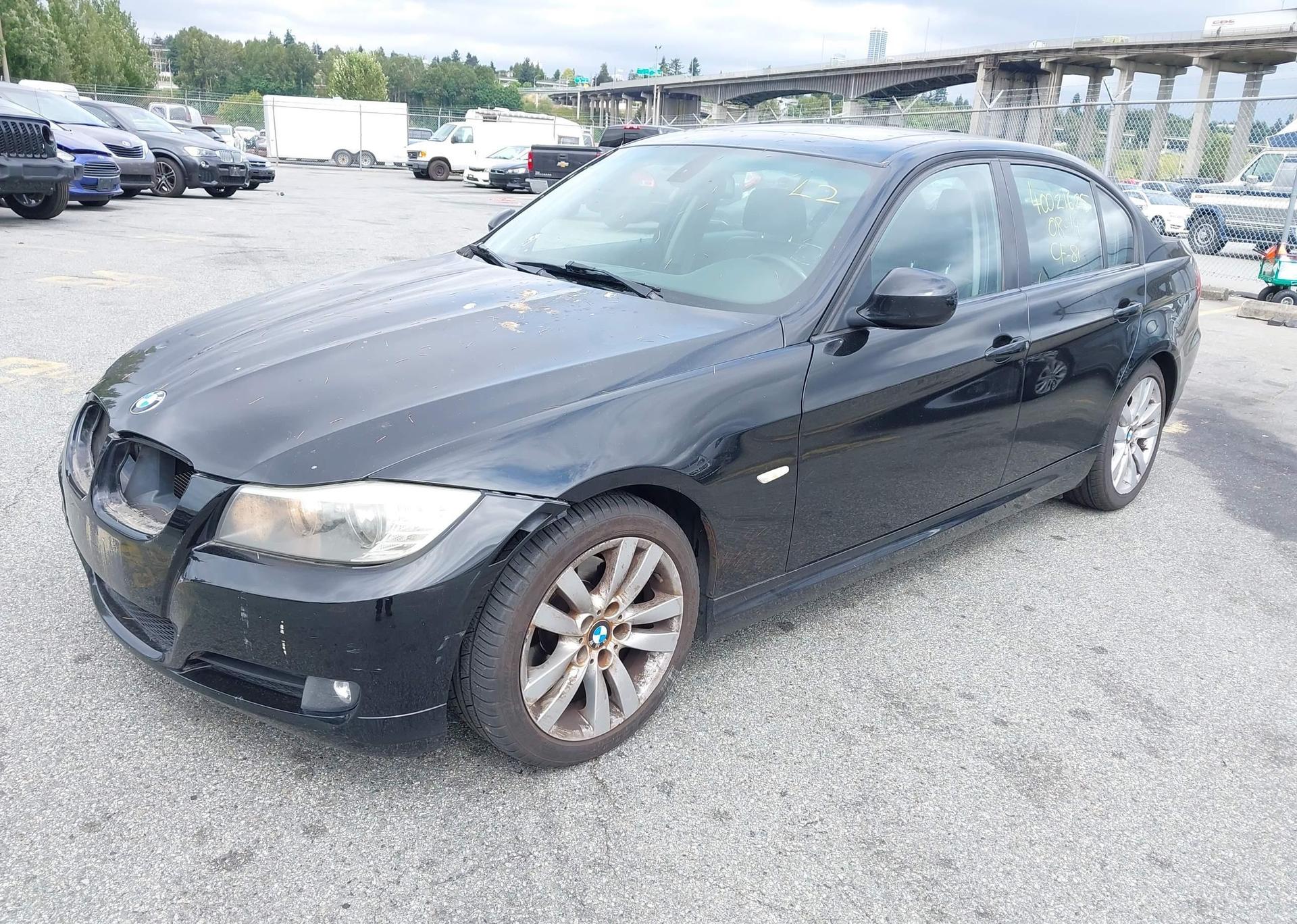 2011 BMW 323I