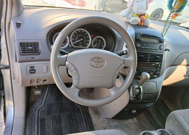2007 TOYOTA SIENNA CE
