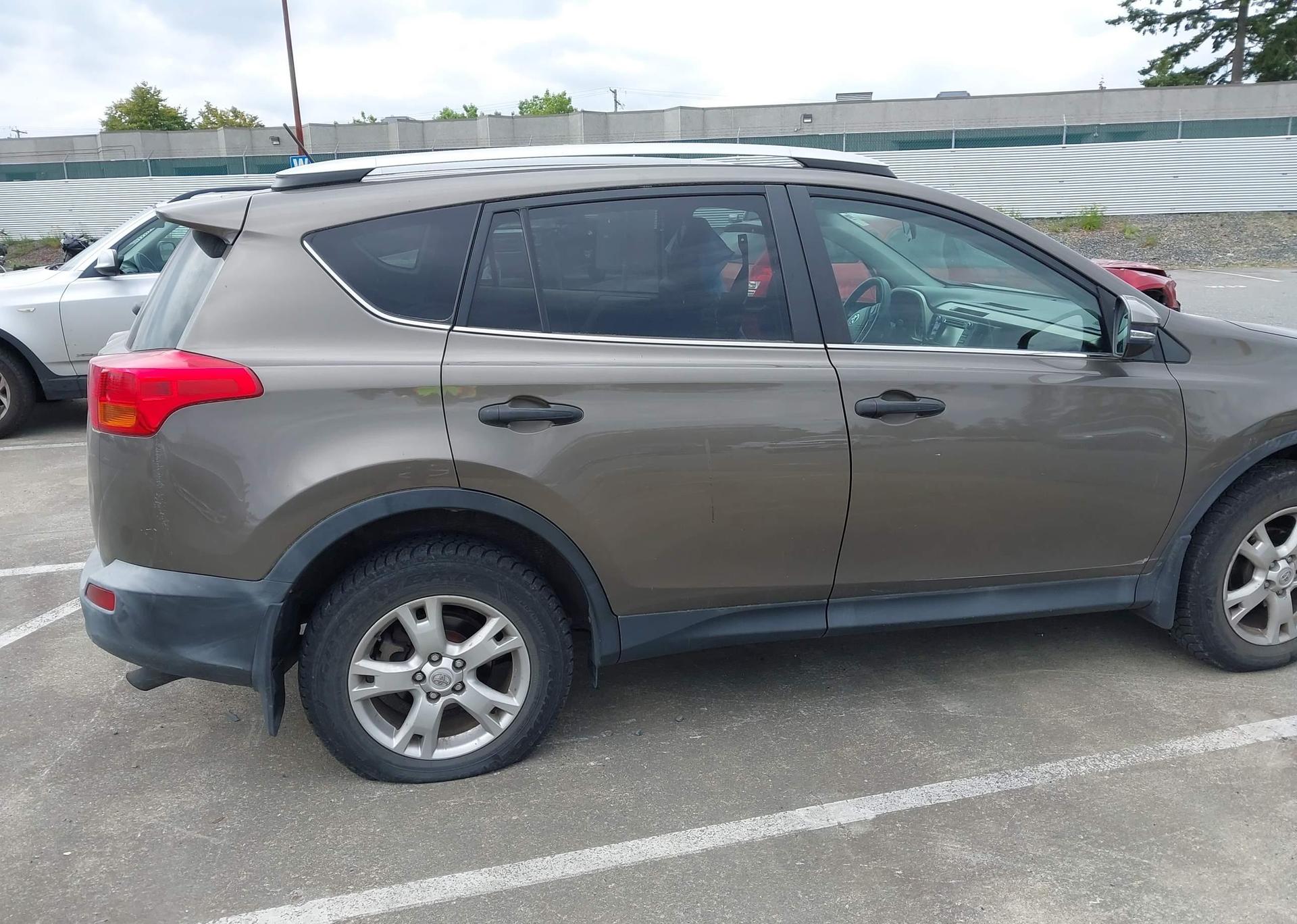2013 TOYOTA RAV4