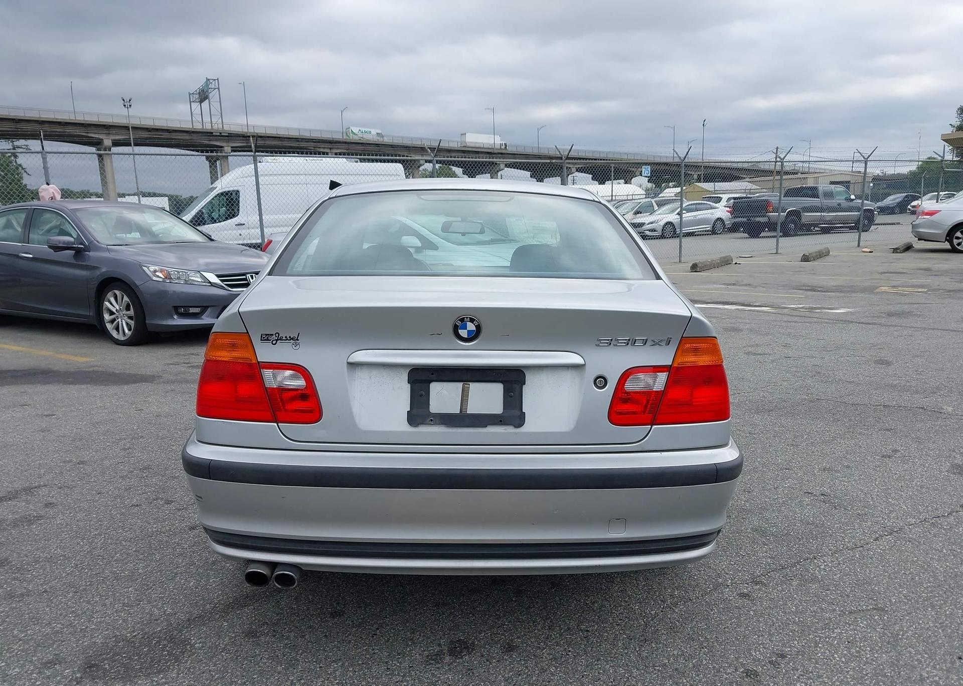 2001 BMW 330I