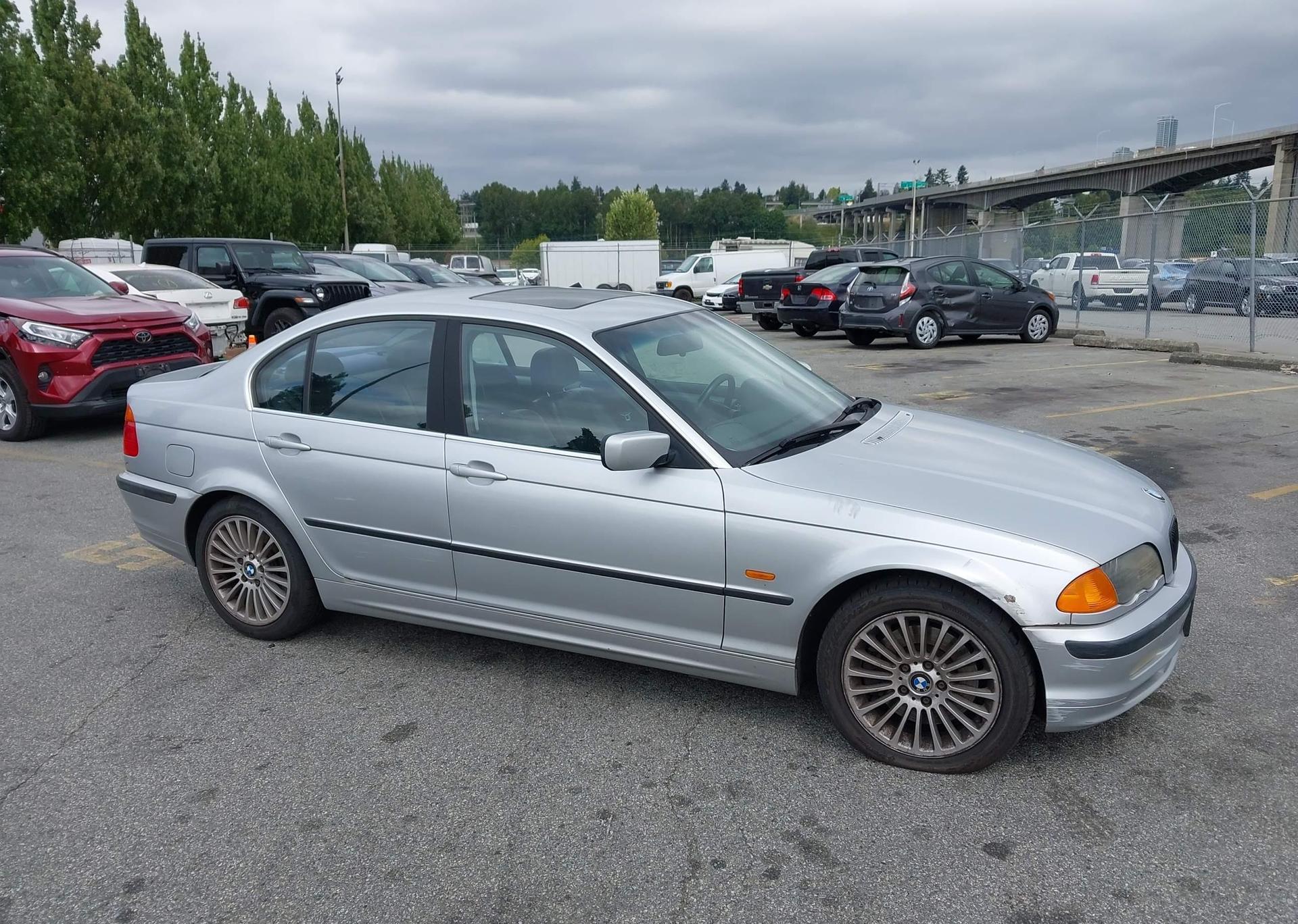 2001 BMW 330I