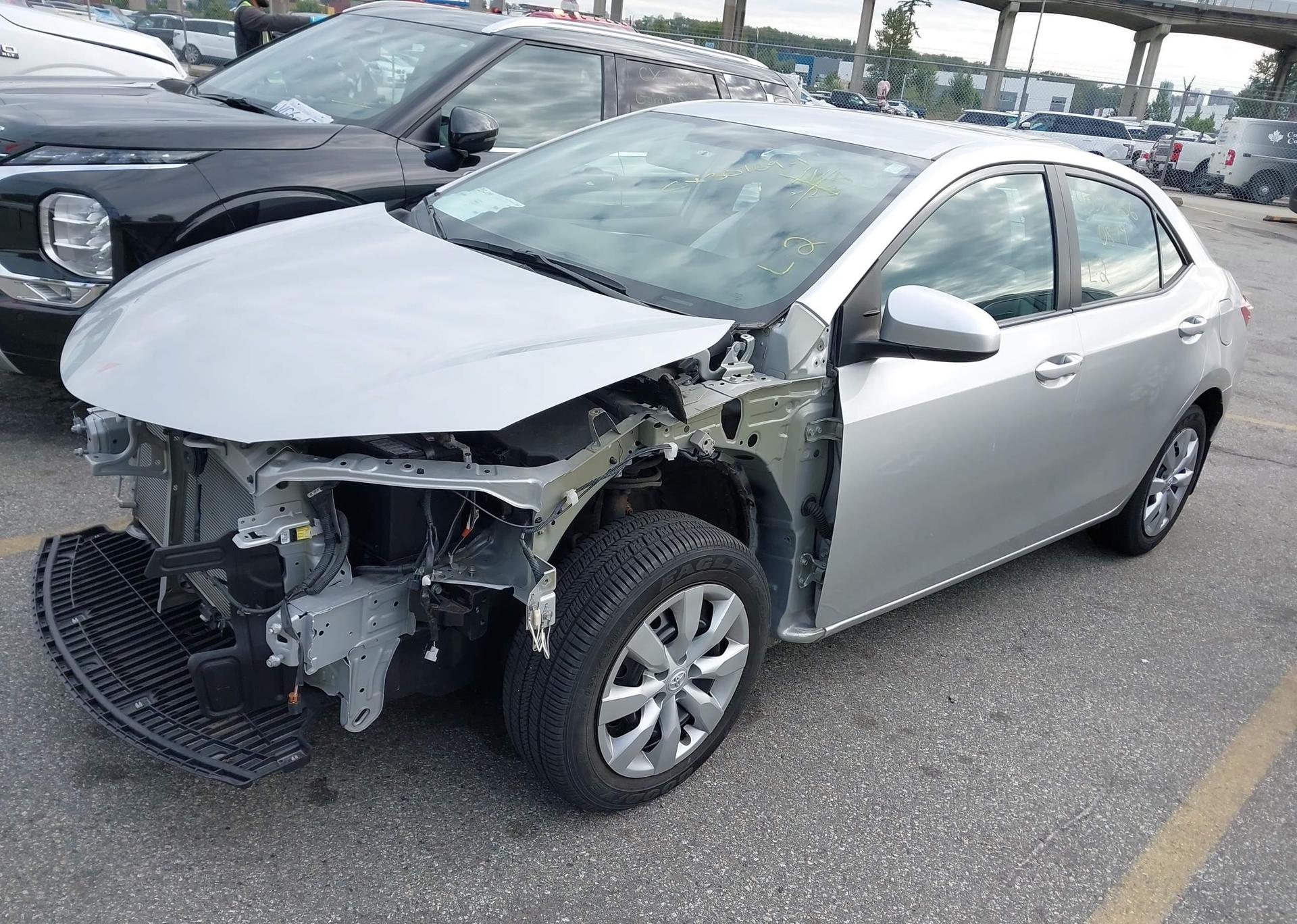 2015 TOYOTA COROLLA LE