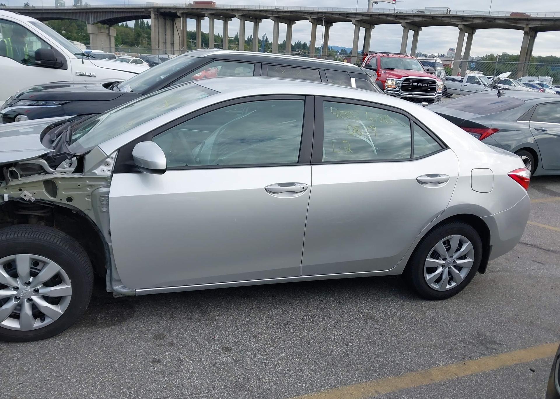 2015 TOYOTA COROLLA LE