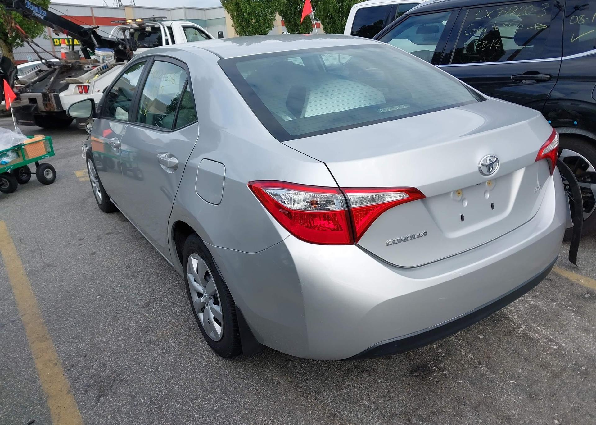 2015 TOYOTA COROLLA LE