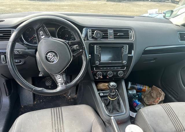2017 VOLKSWAGEN JETTA