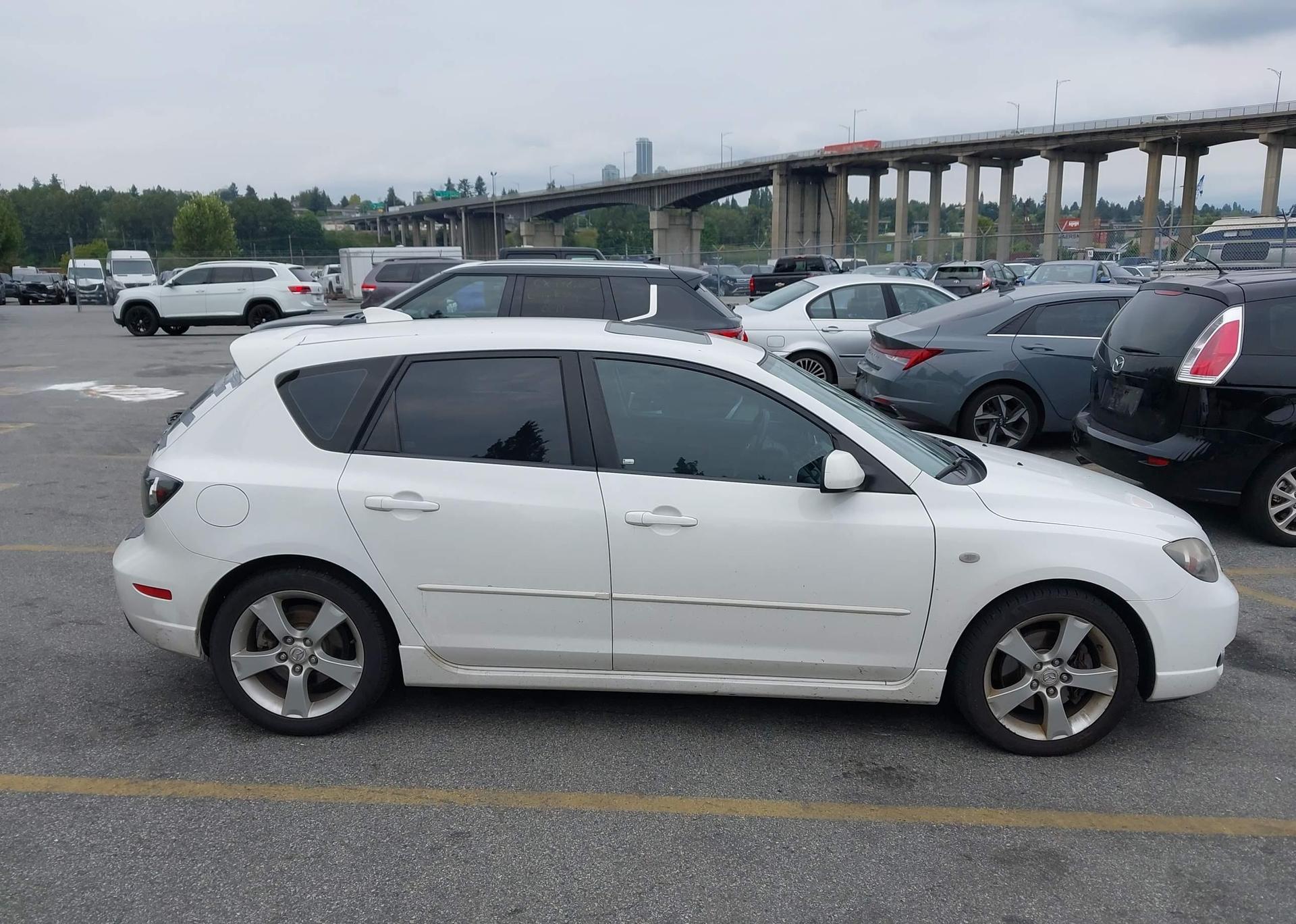 2006 MAZDA 3 HATCHBACK