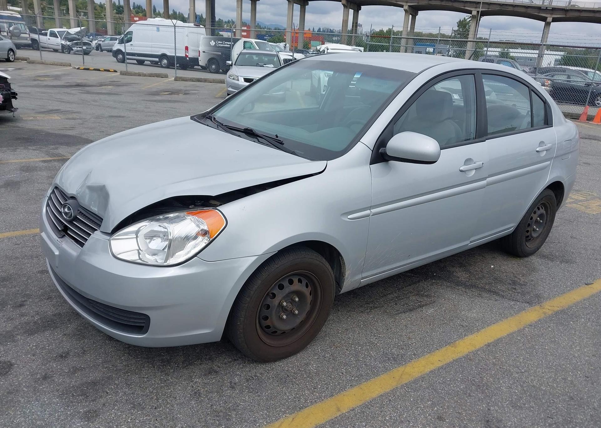 2011 HYUNDAI ACCENT GLS
