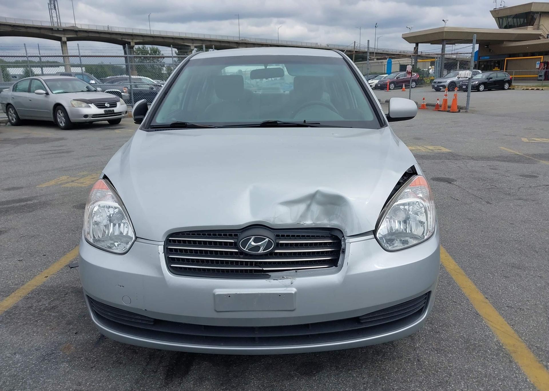 2011 HYUNDAI ACCENT GLS