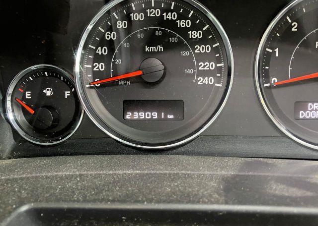 2008 JEEP COMMANDER SPORT