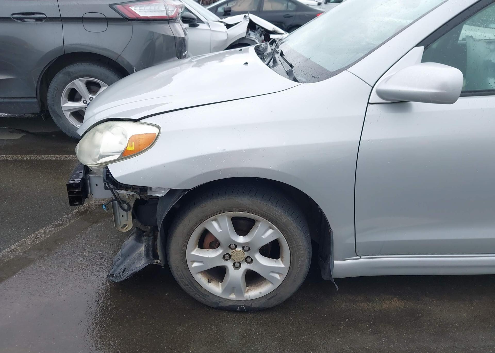 2005 TOYOTA COROLLA MATRIX XR