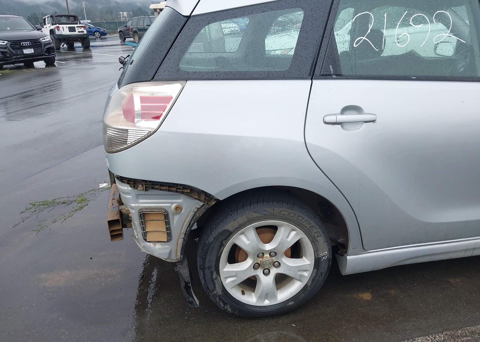 2005 TOYOTA COROLLA MATRIX XR