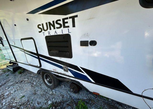 2021 KEYSTONE SUNSET TRAIL SUPER LITE