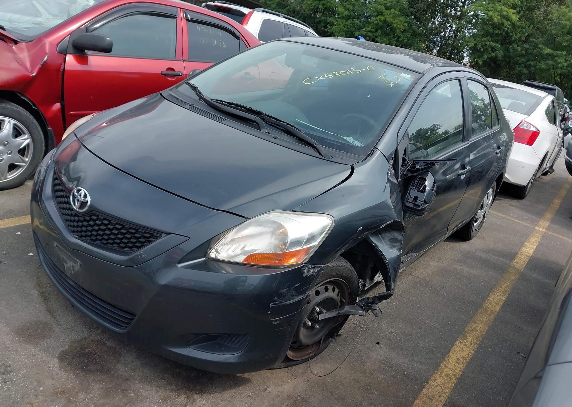 2009 TOYOTA YARIS