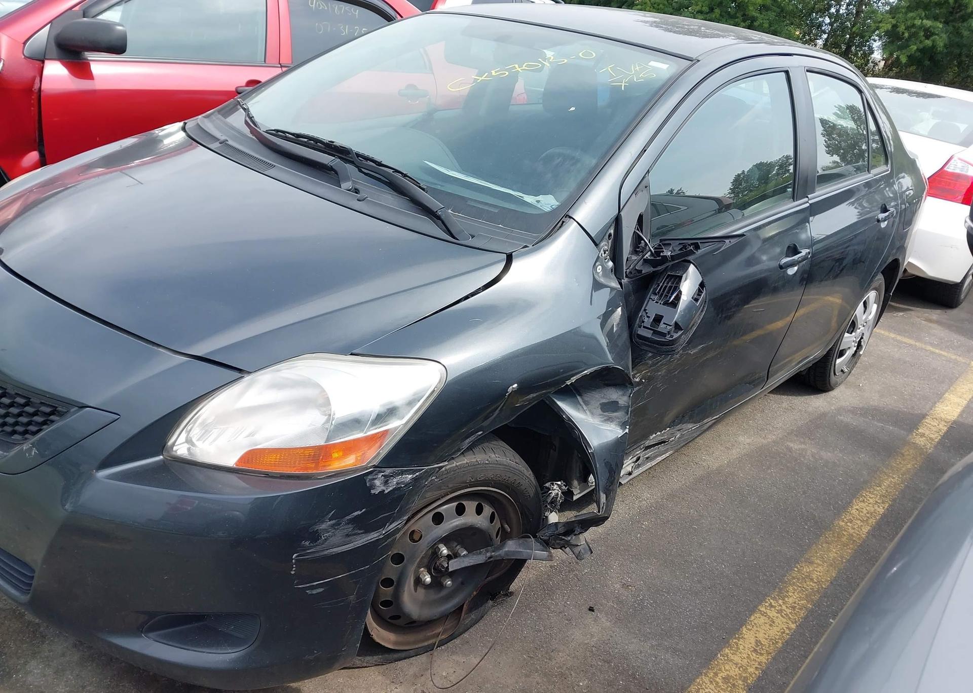 2009 TOYOTA YARIS