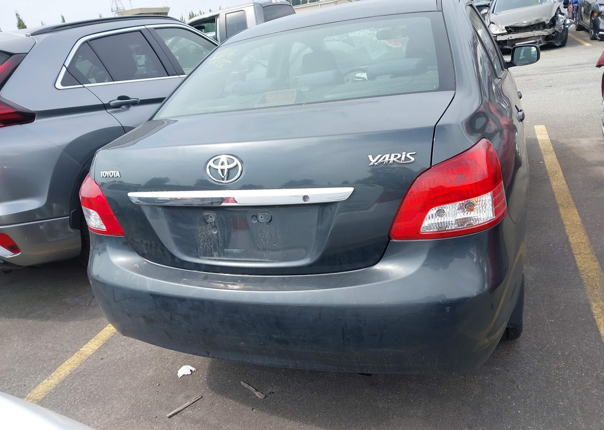 2009 TOYOTA YARIS