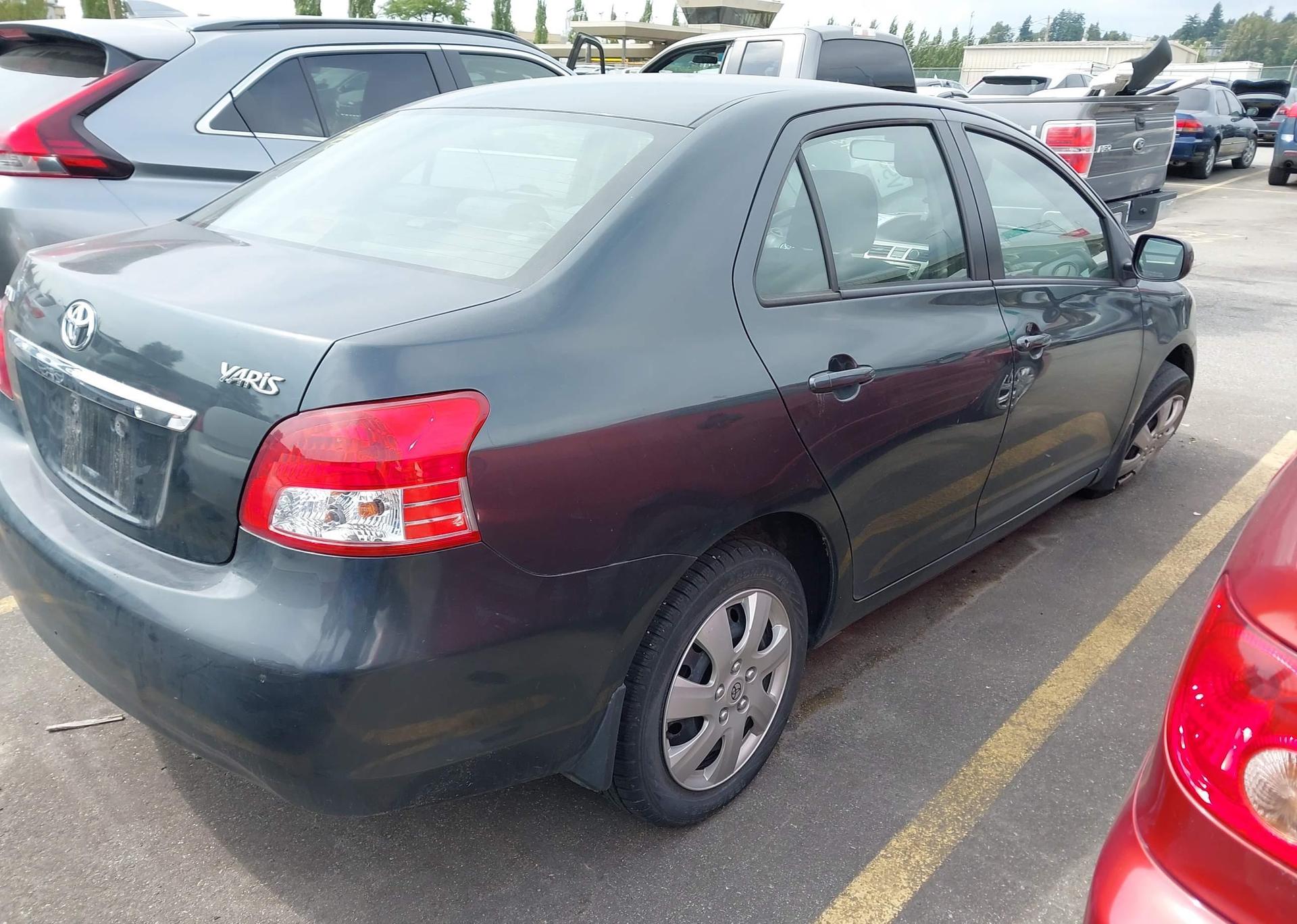 2009 TOYOTA YARIS