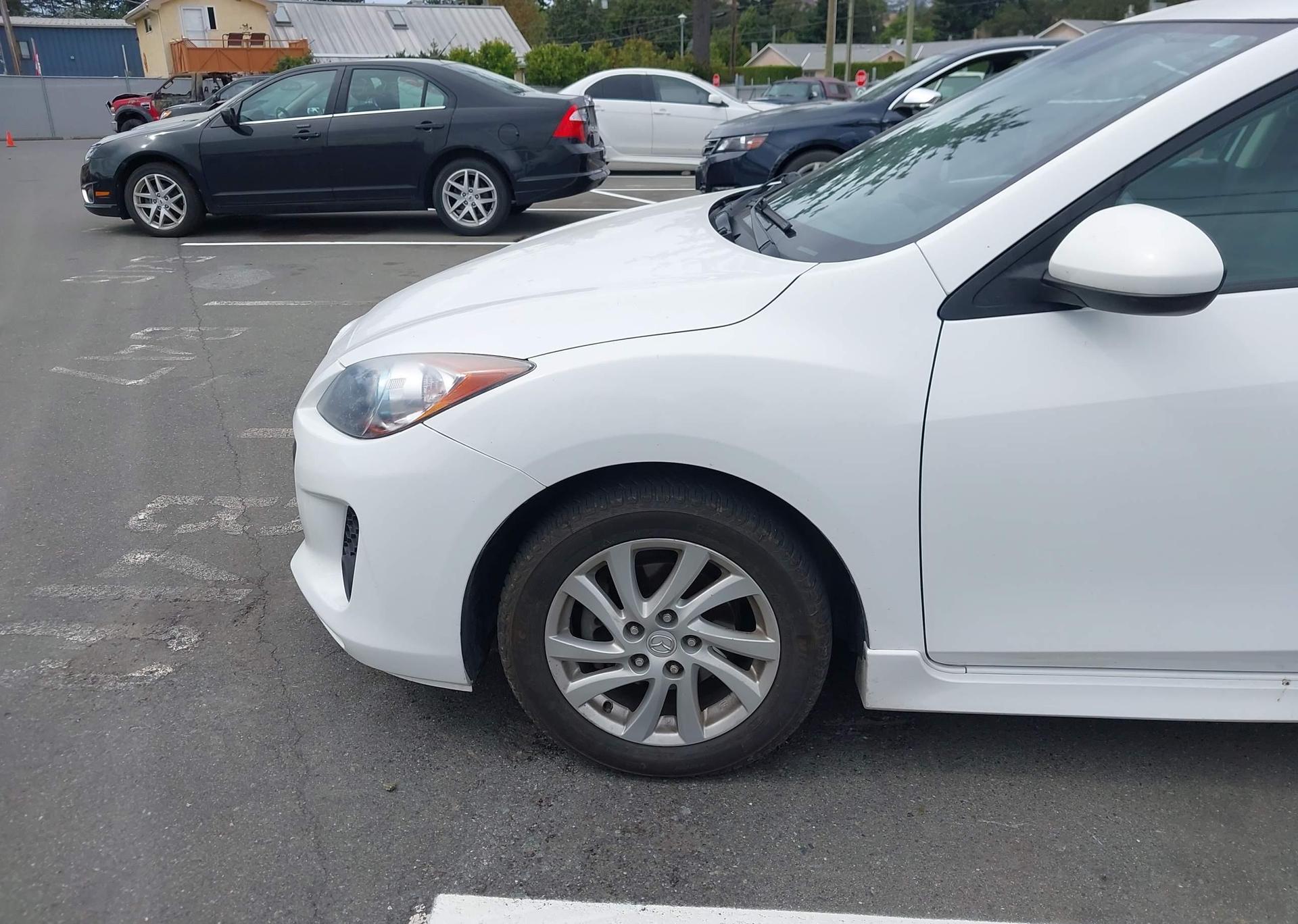 2012 MAZDA MAZDA3 GS-SKY