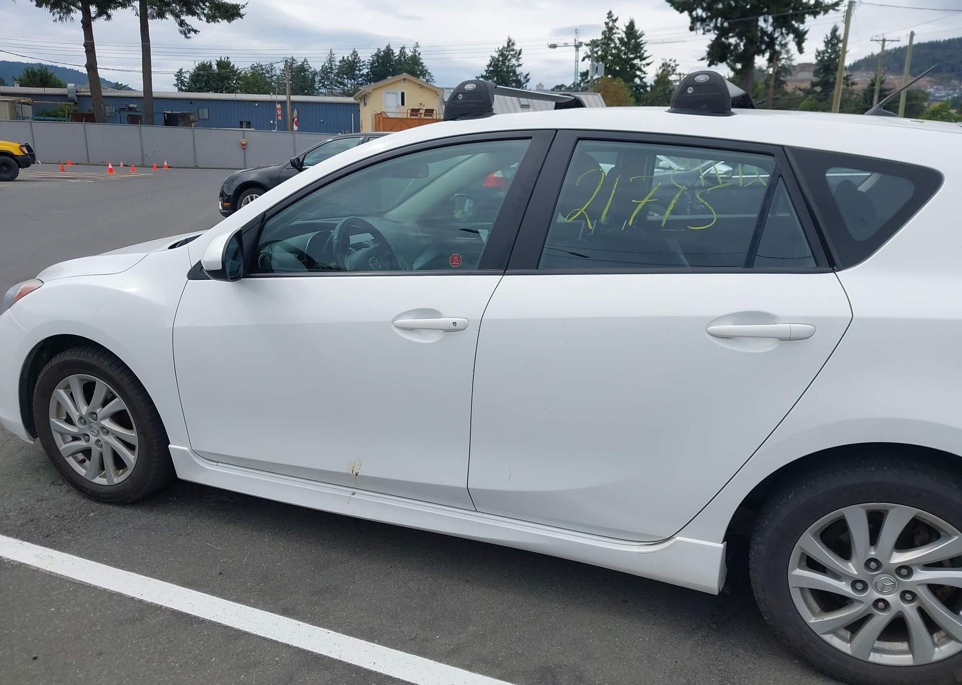 2012 MAZDA MAZDA3 GS-SKY