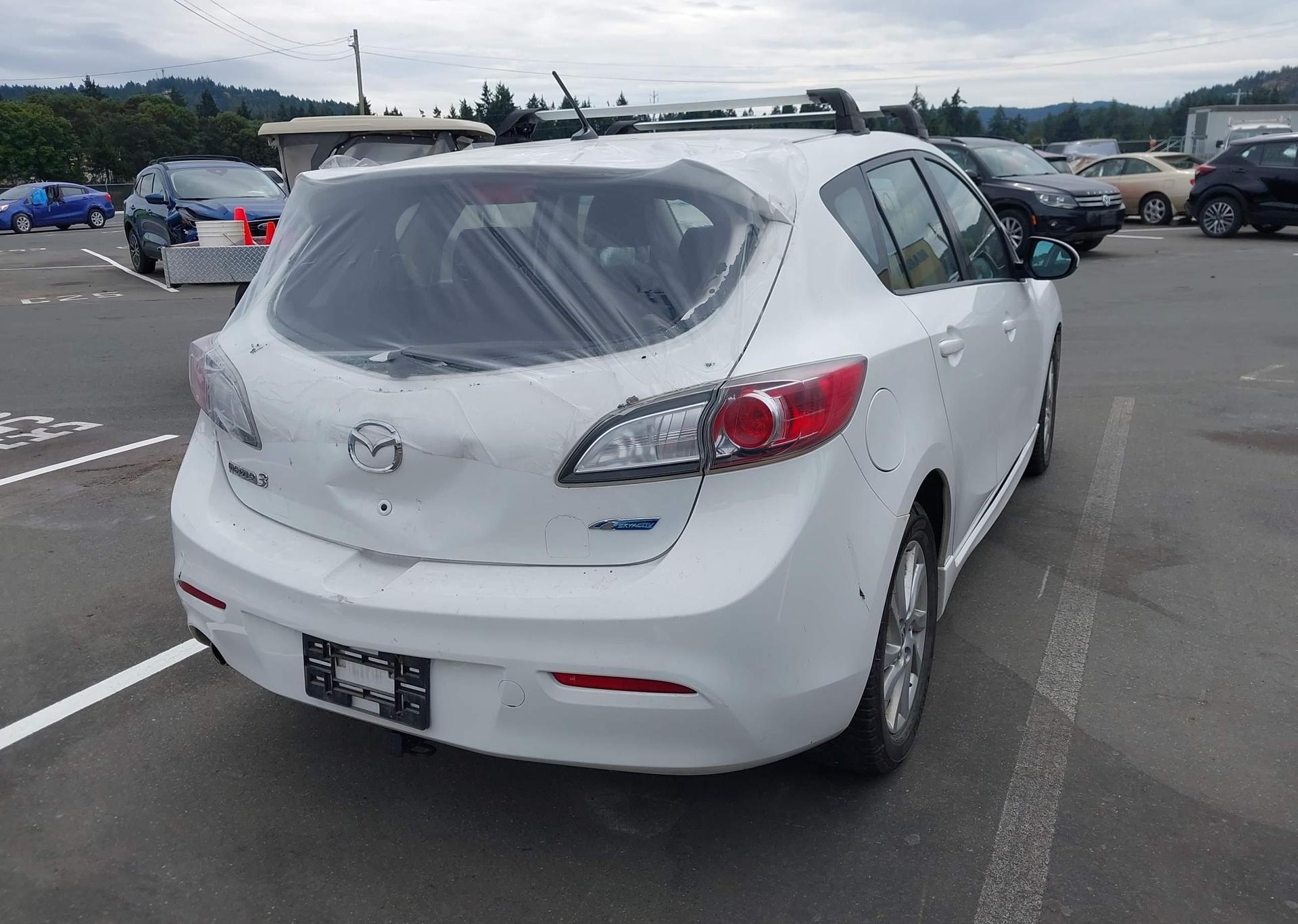 2012 MAZDA MAZDA3 GS-SKY