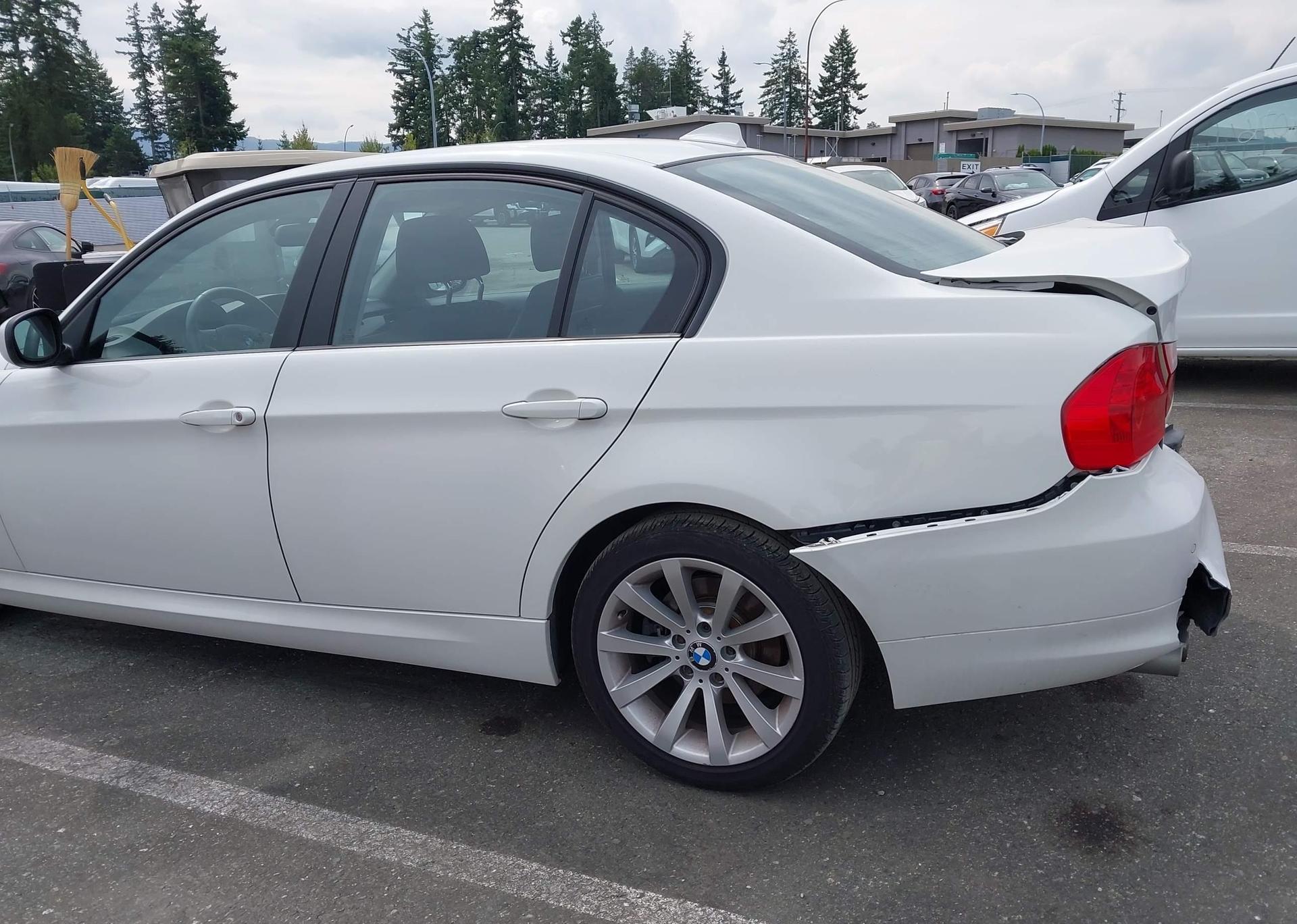 2011 BMW 328 XI