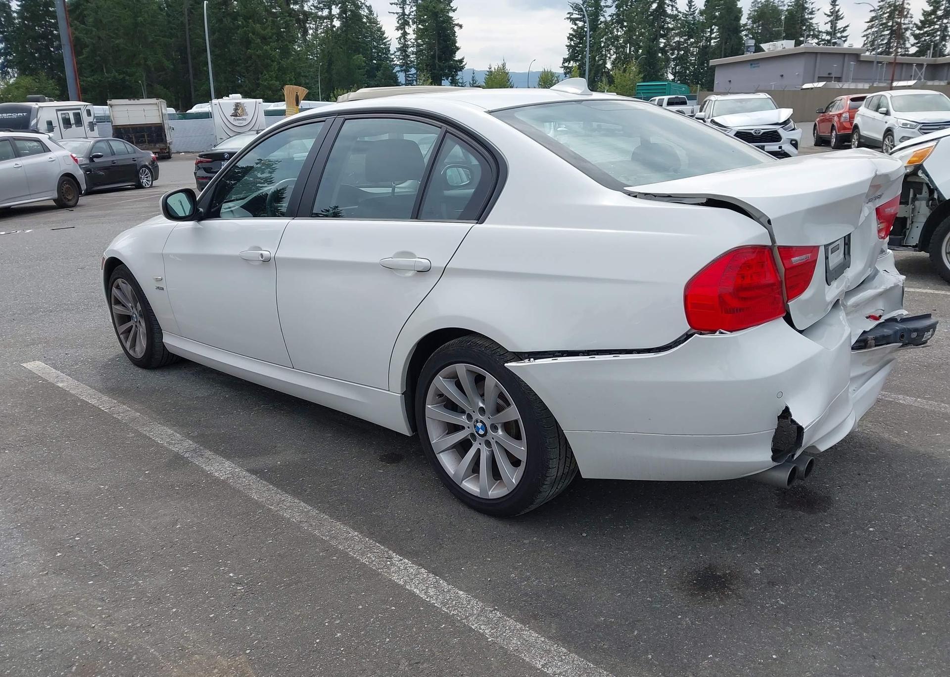 2011 BMW 328 XI