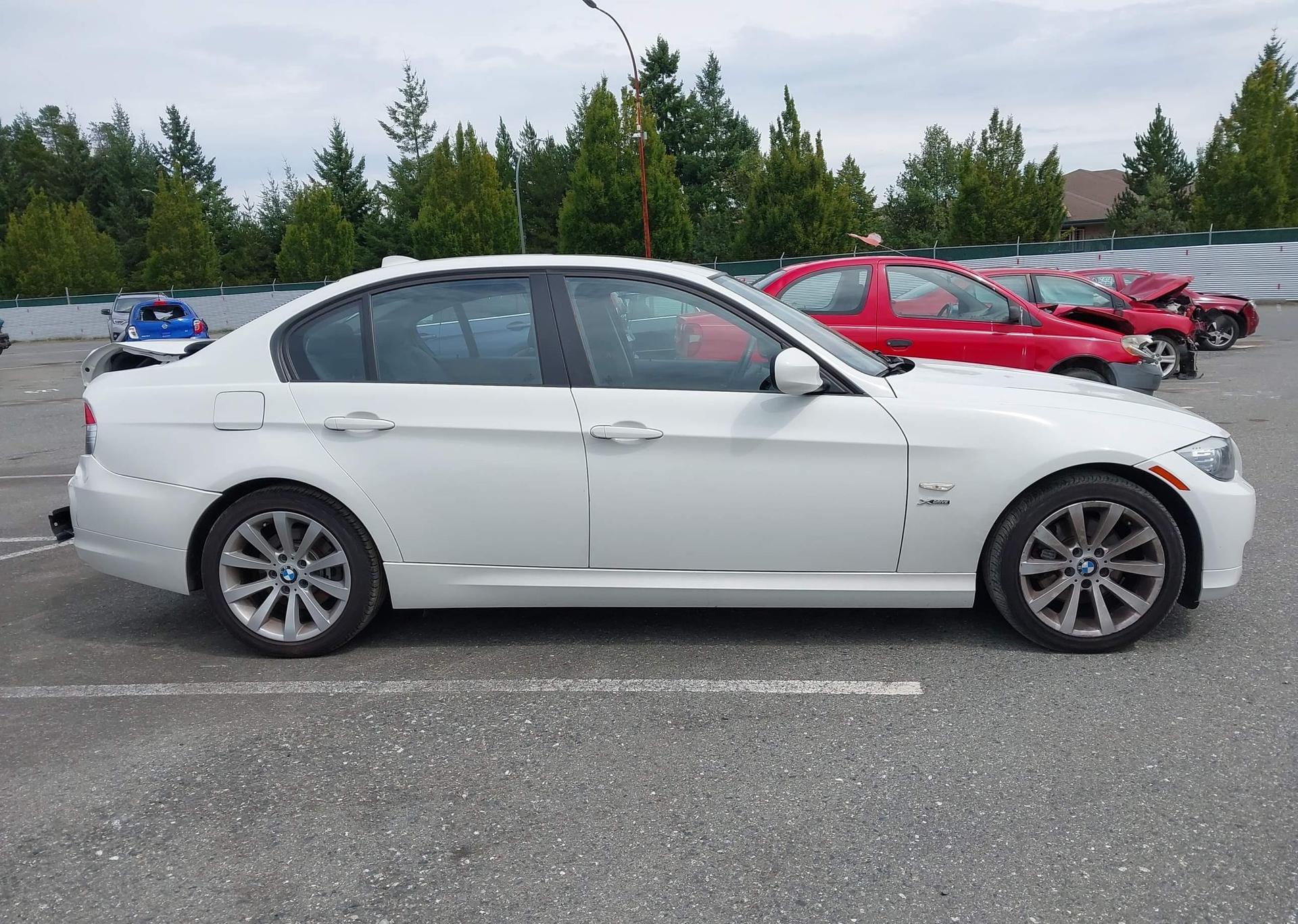 2011 BMW 328 XI
