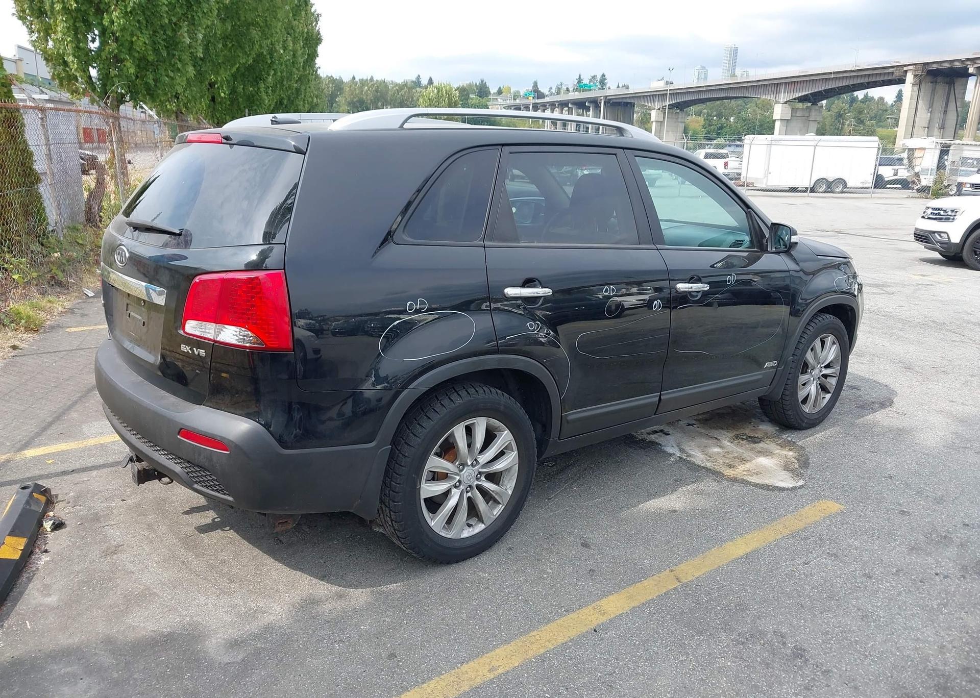 2011 KIA SORENTO EX