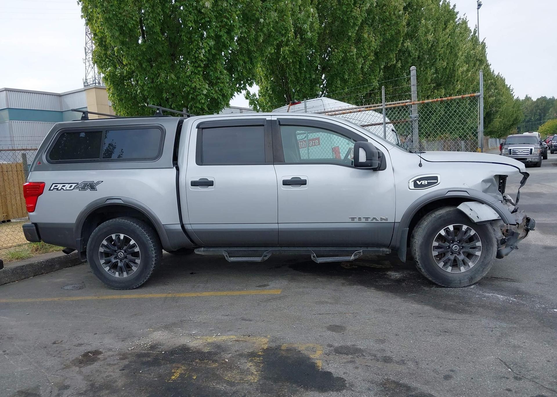 2017 NISSAN TITAN