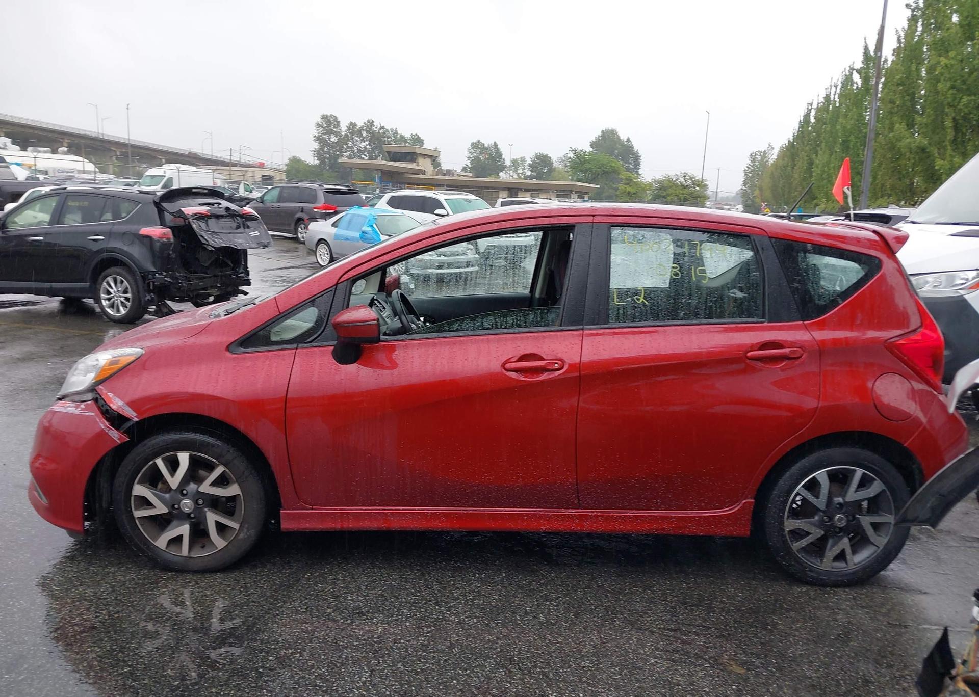 2016 NISSAN VERSA