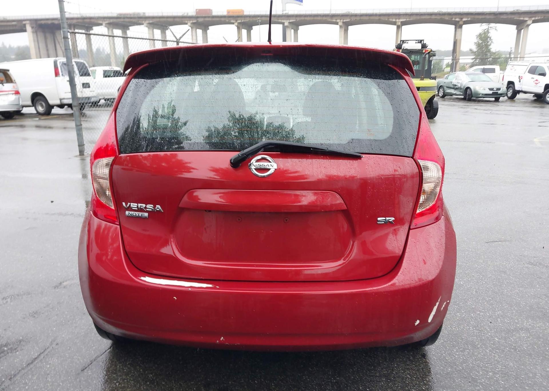2016 NISSAN VERSA