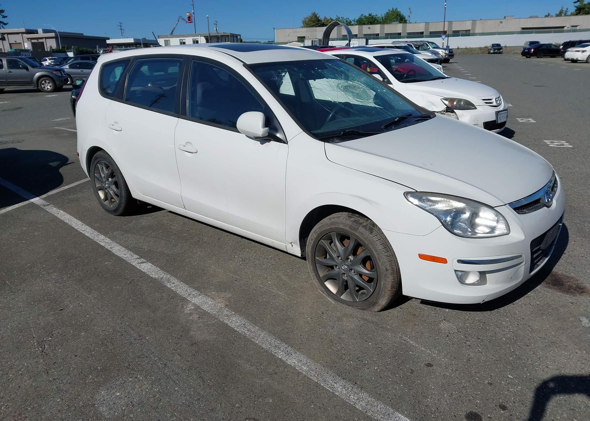 2012 HYUNDAI Elantra Touring GLS