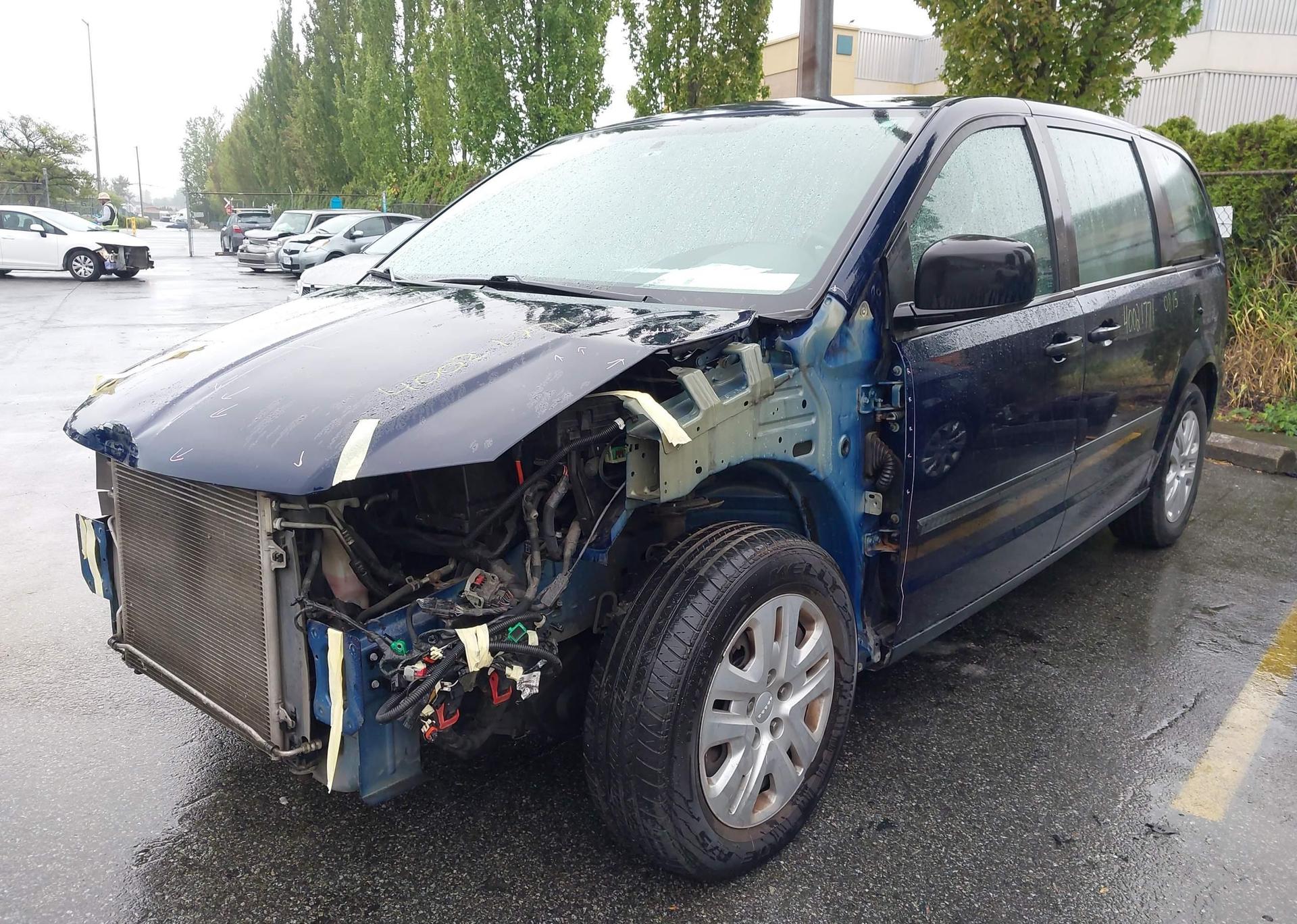 2014 DODGE GRAND CARAVAN SE