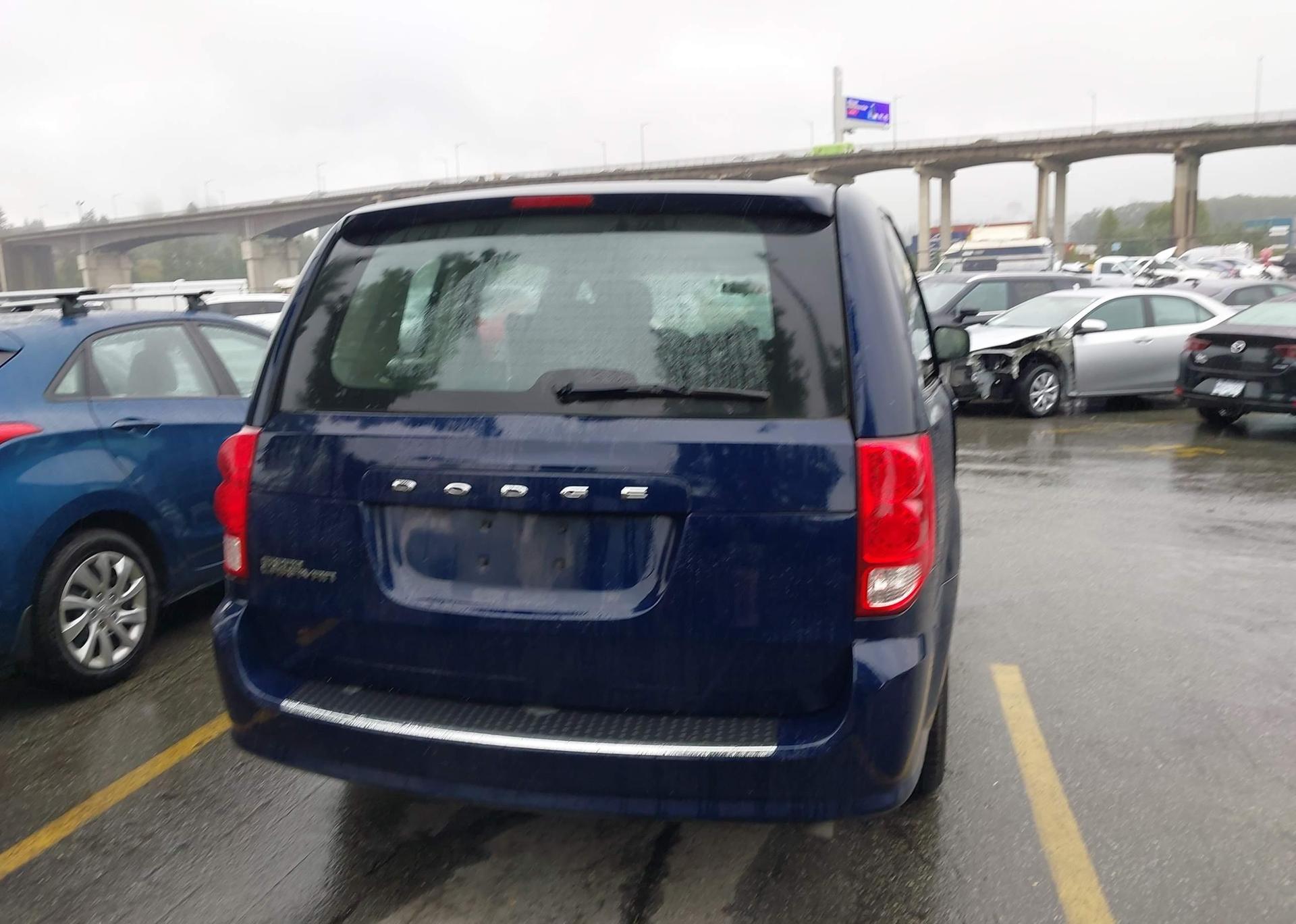 2014 DODGE GRAND CARAVAN SE