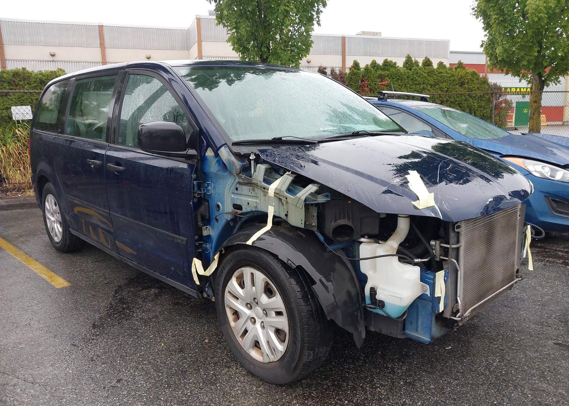 2014 DODGE GRAND CARAVAN SE