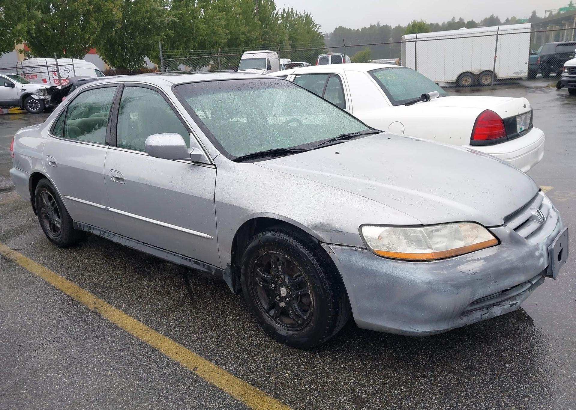 2002 HONDA ACCORD SE