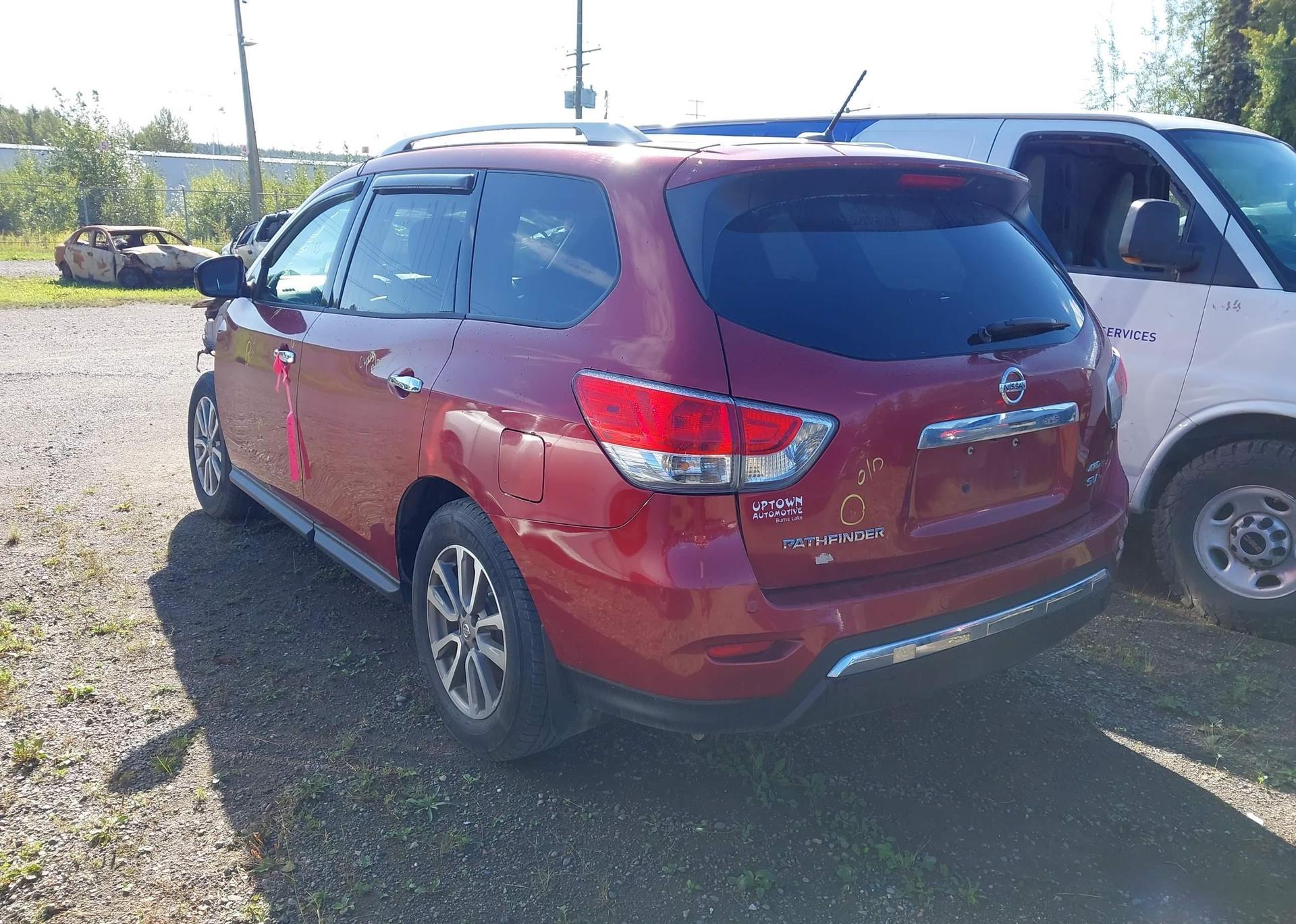 2014 NISSAN PATHFINDER S