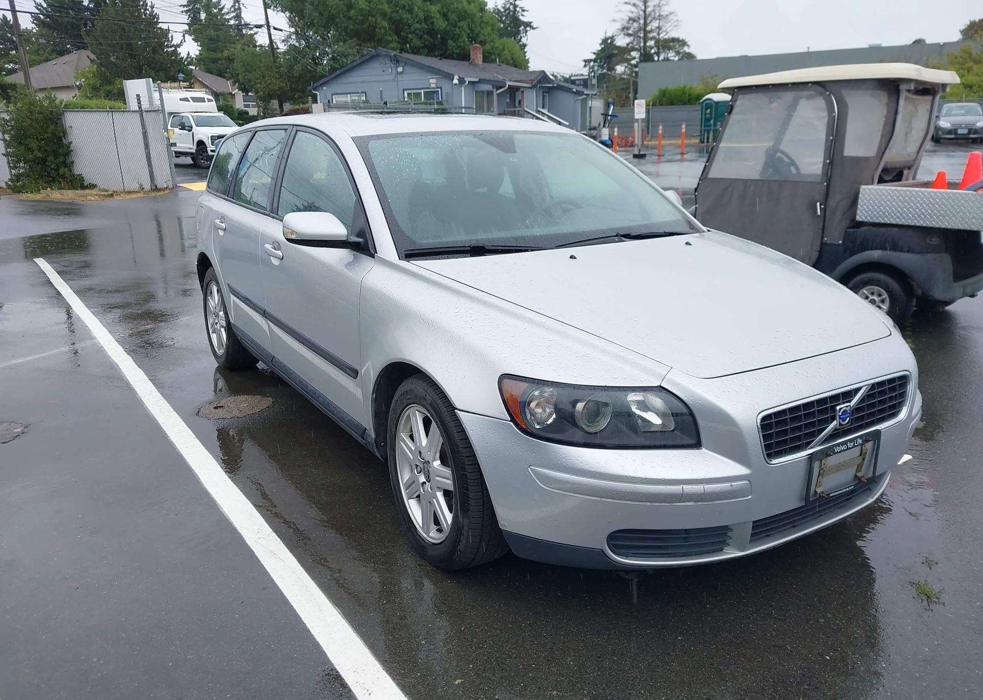 2006 VOLVO v50