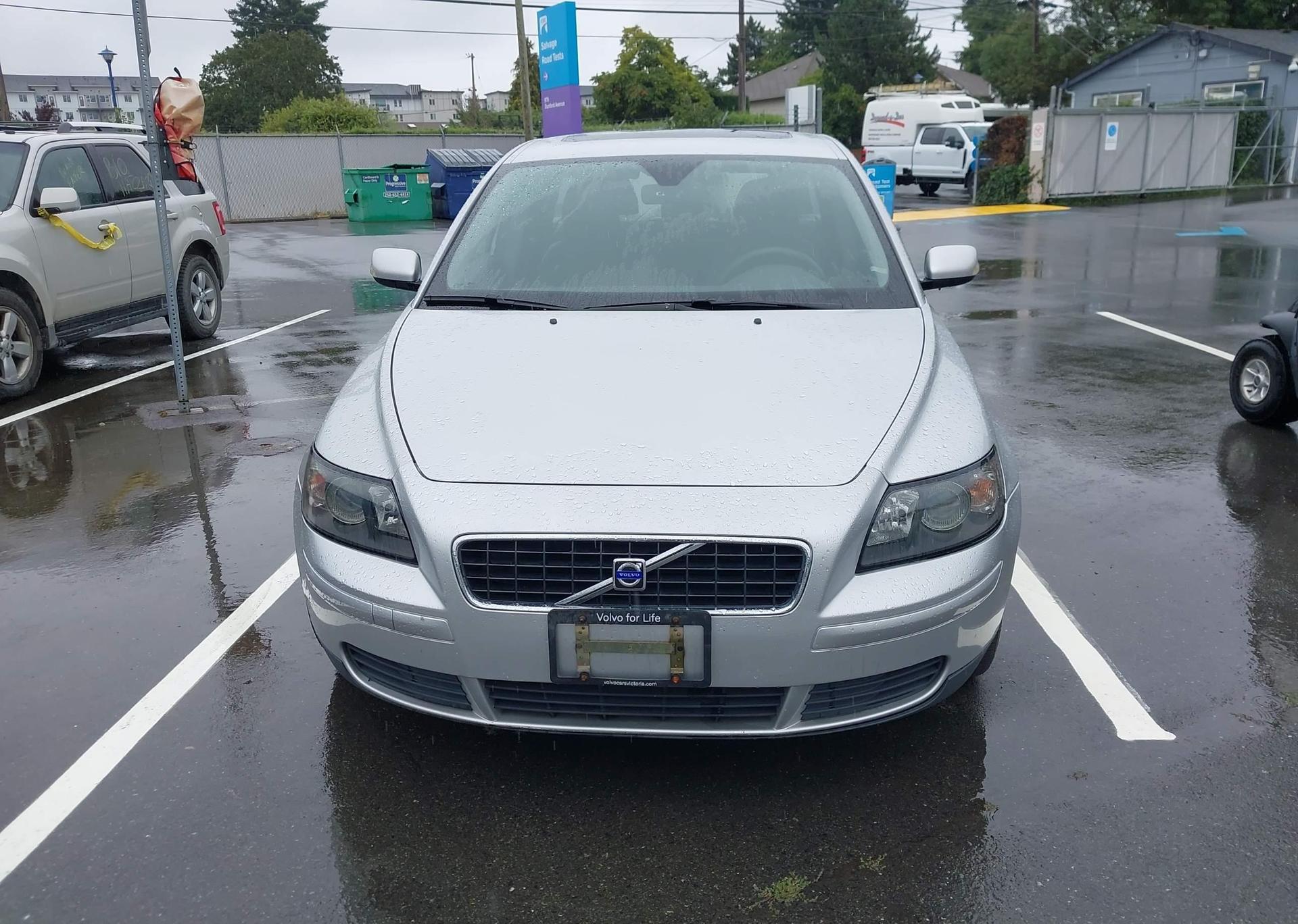 2006 VOLVO v50