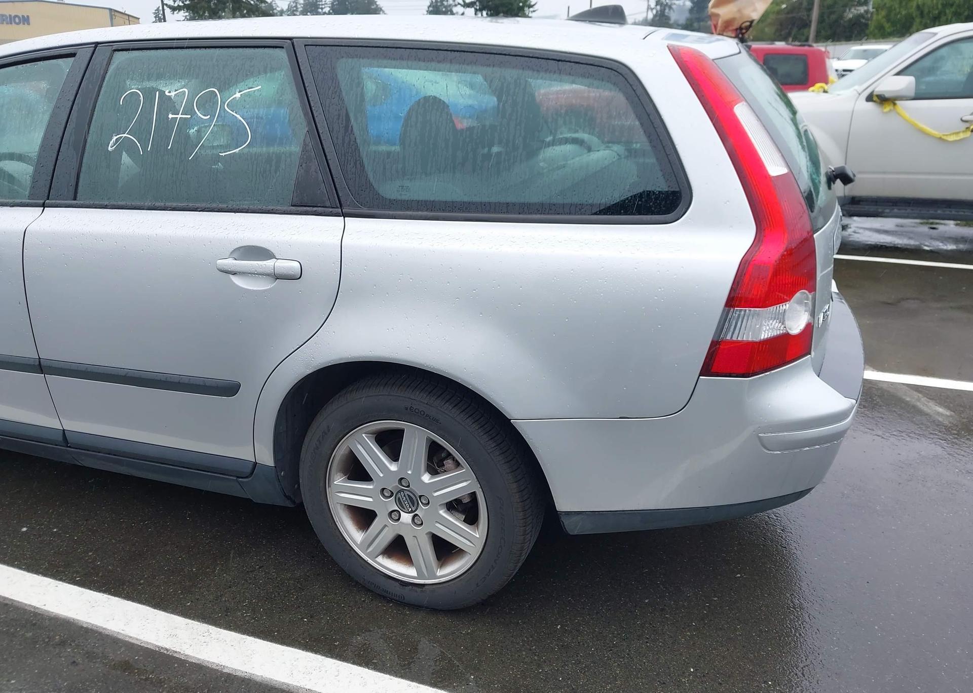 2006 VOLVO v50