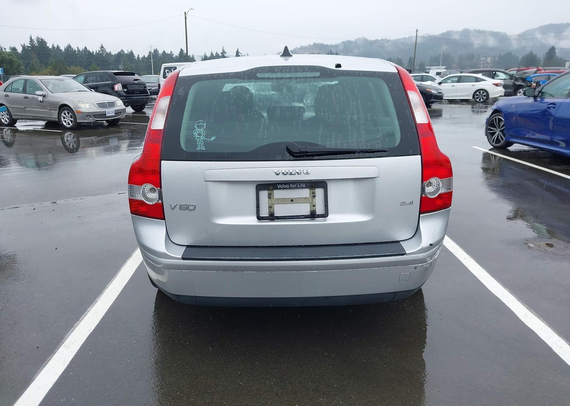 2006 VOLVO v50