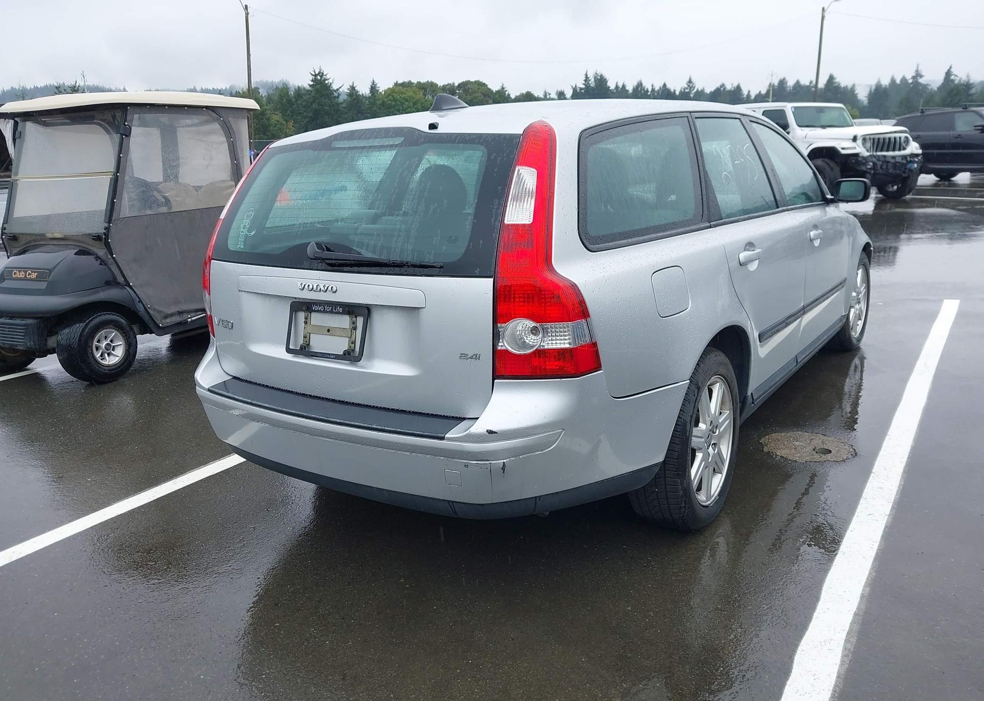 2006 VOLVO v50