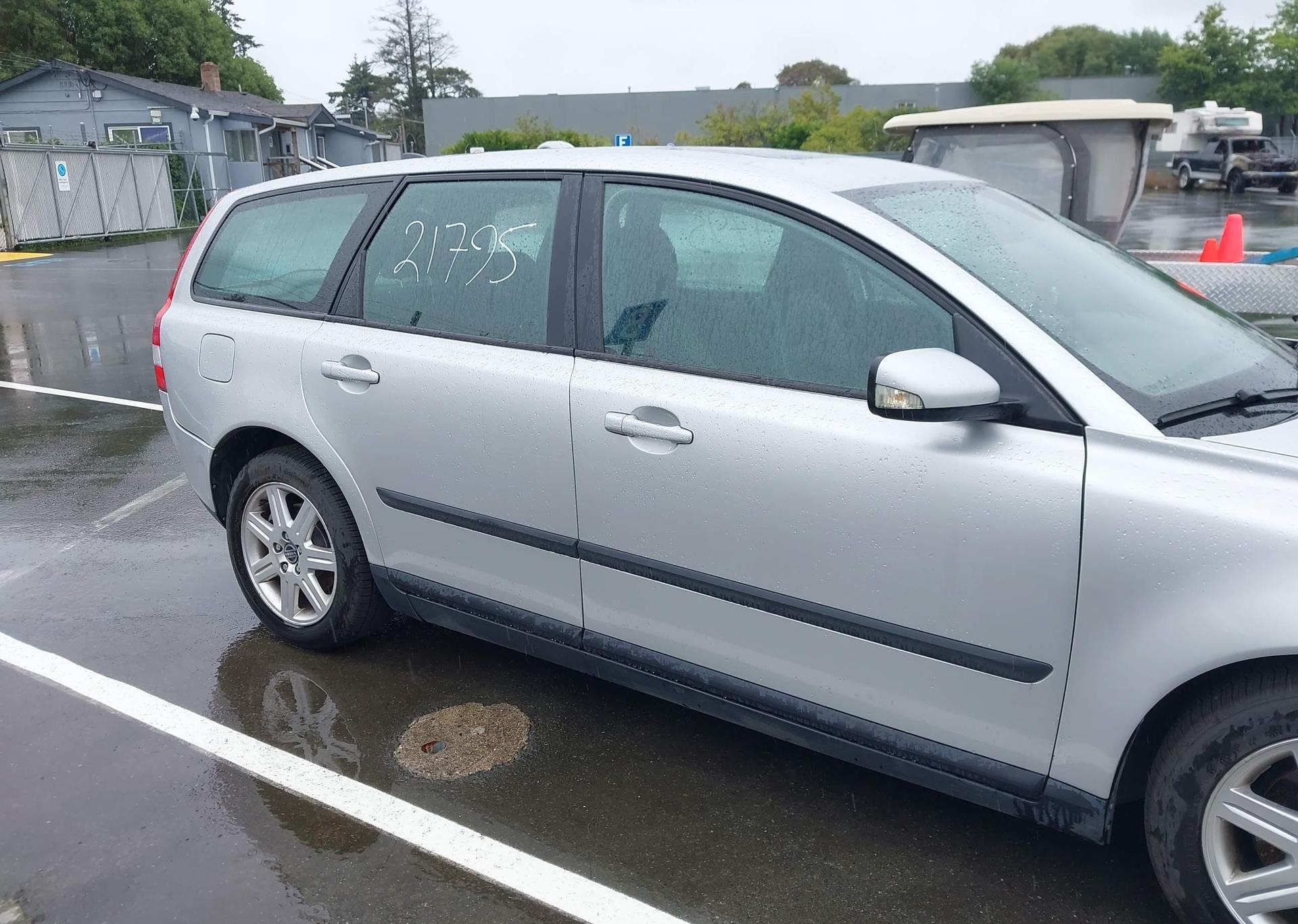 2006 VOLVO v50