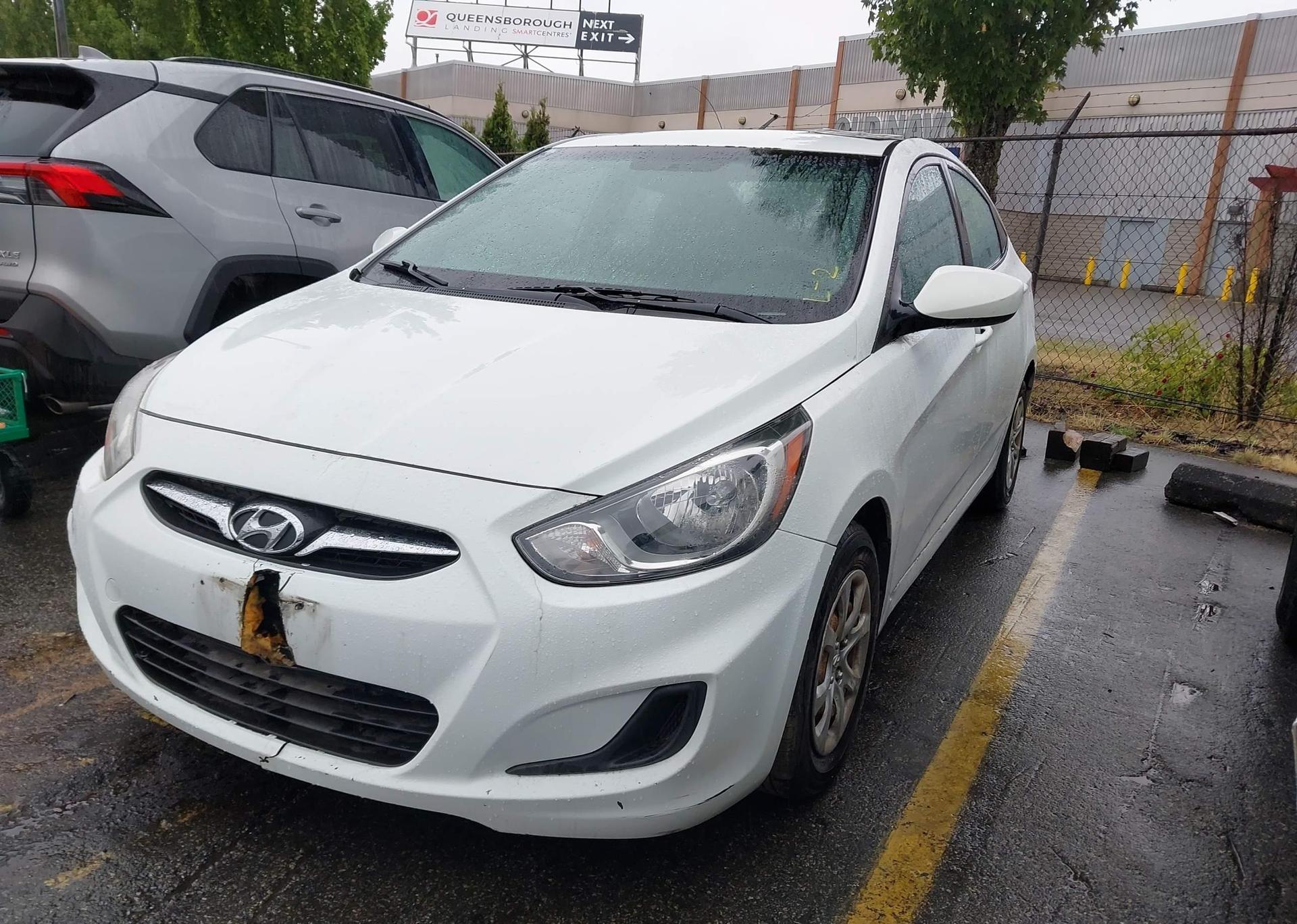 2013 HYUNDAI ACCENT GLS