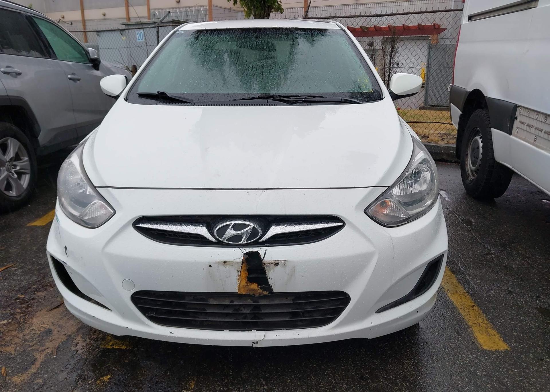 2013 HYUNDAI ACCENT GLS