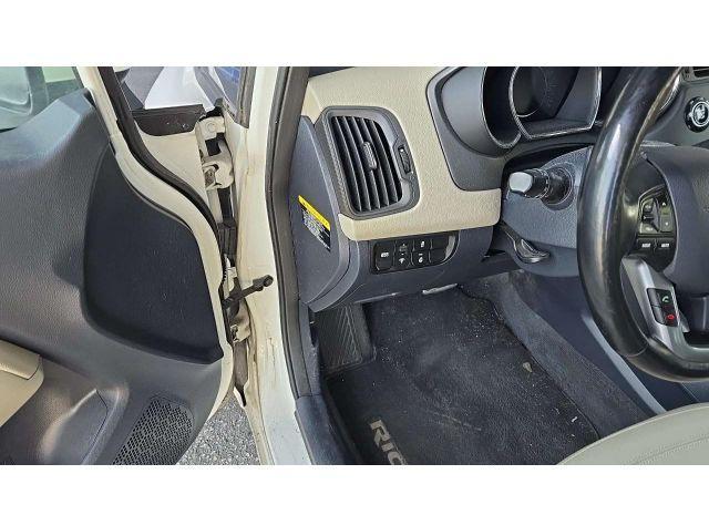 2015 KIA RIO
