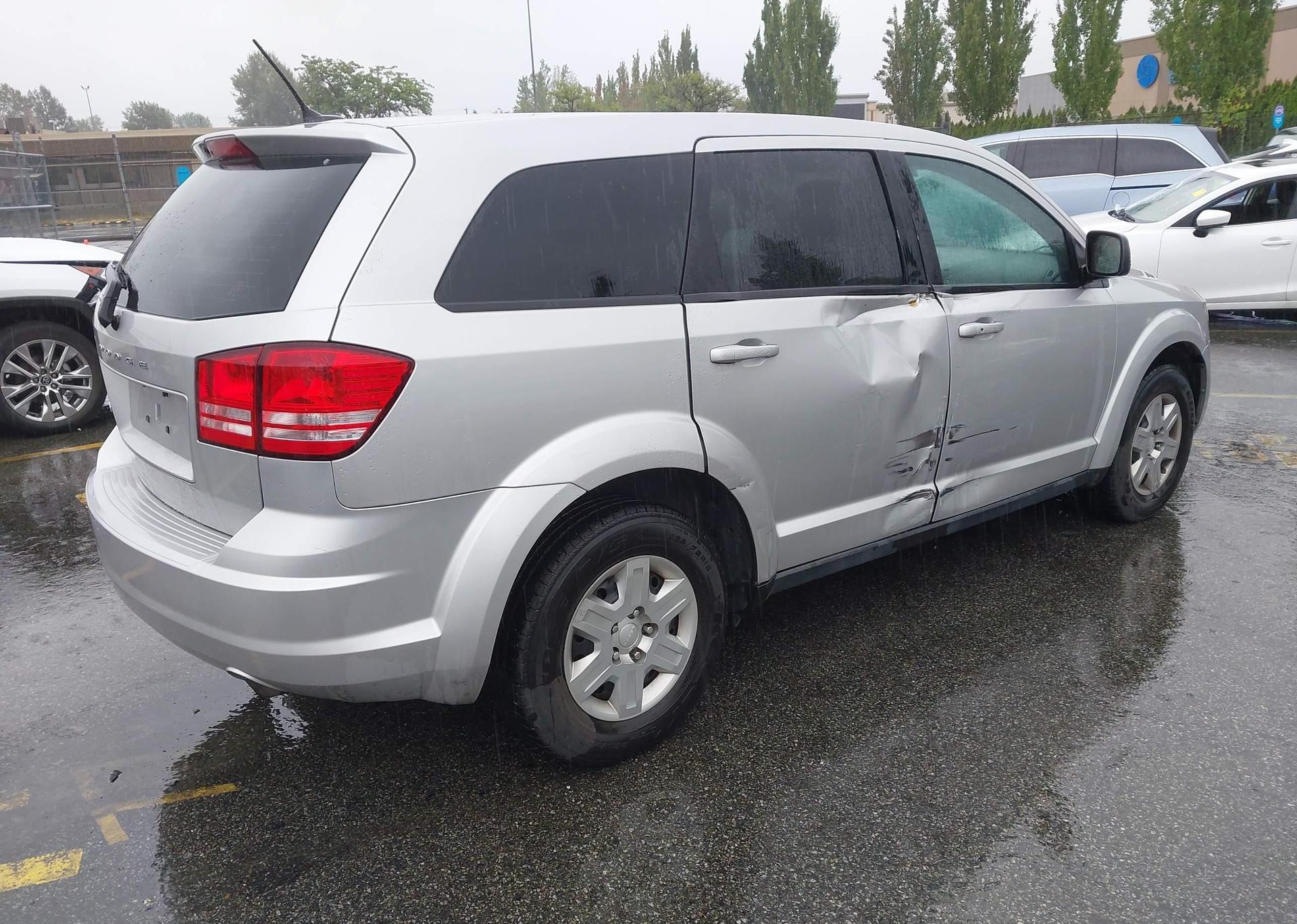 2012 DODGE JOURNEY SE